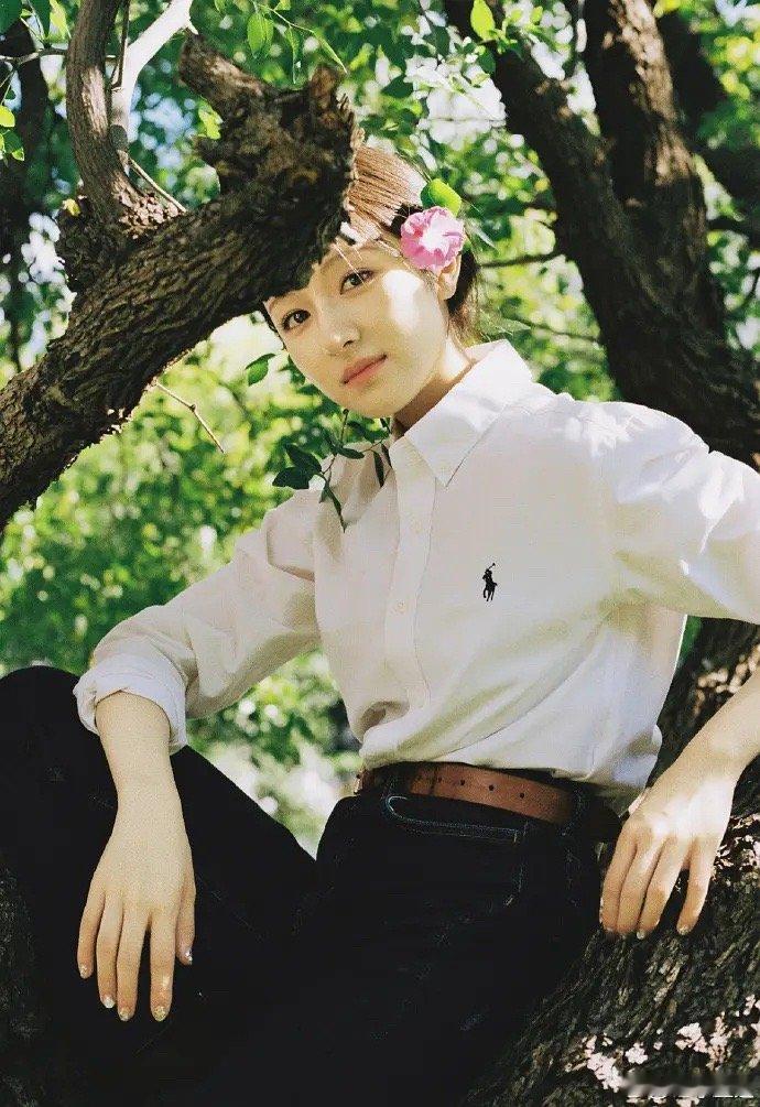 李兰迪身上真的有一种高知美 ​​​