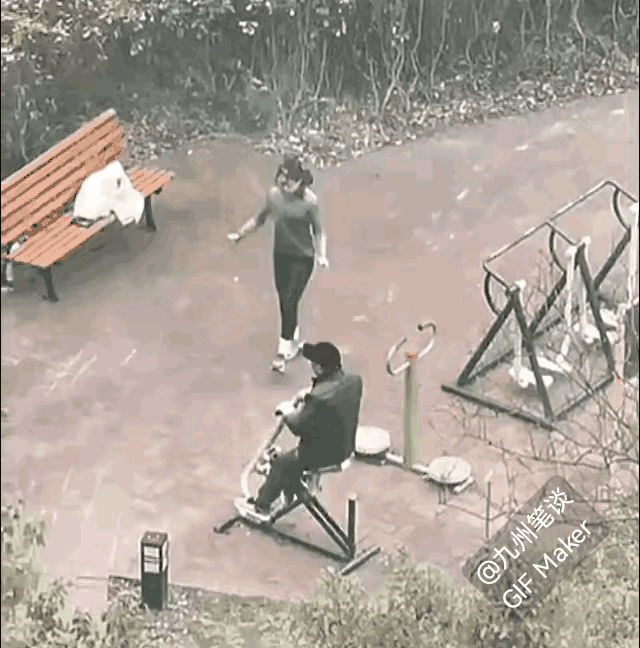 大爷：跟年轻人一起锻炼，我仿佛也年轻了，活力满满，精神矍铄，干劲十足了！

以后