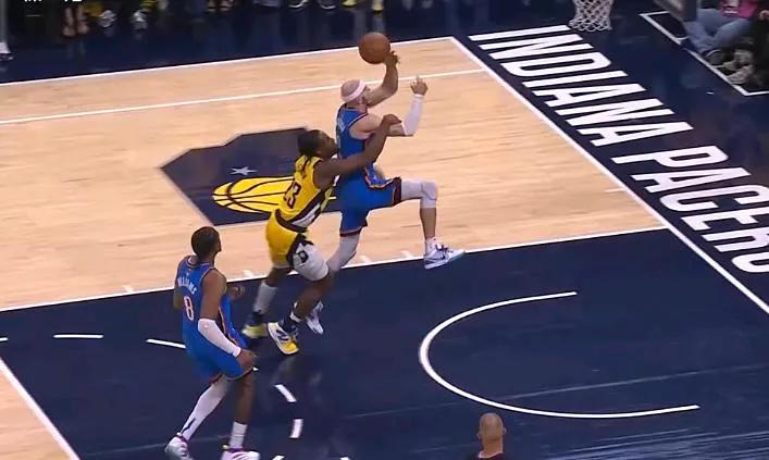 北京时间12号，NBA总决赛第三场比赛继续进行，步行者队表现火热，以116比10