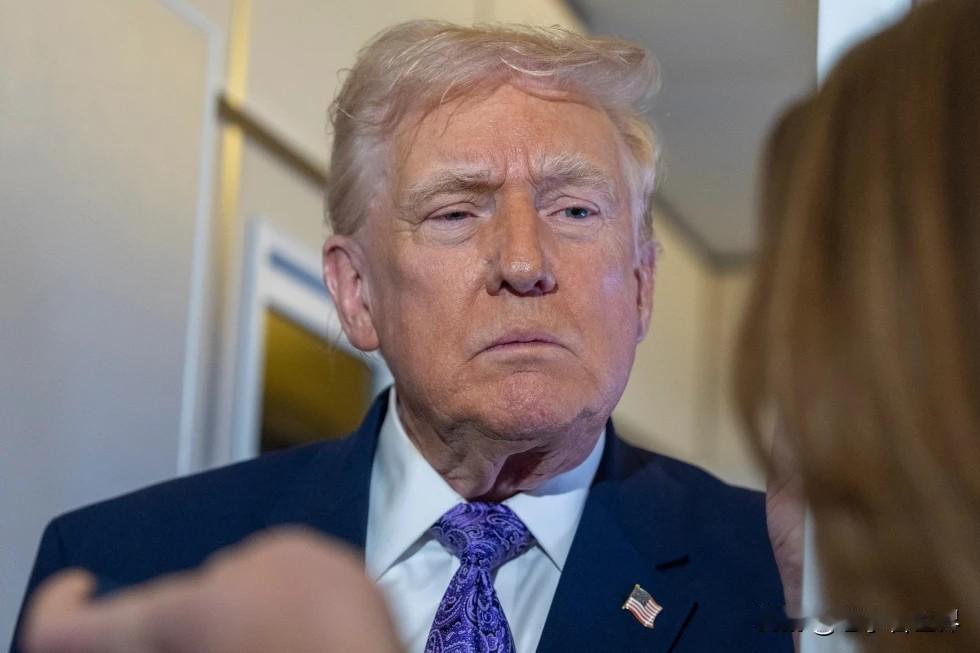 【最新消息：特朗普解释“逆向移民”一词】
华盛顿时间2025年11月30日，美国