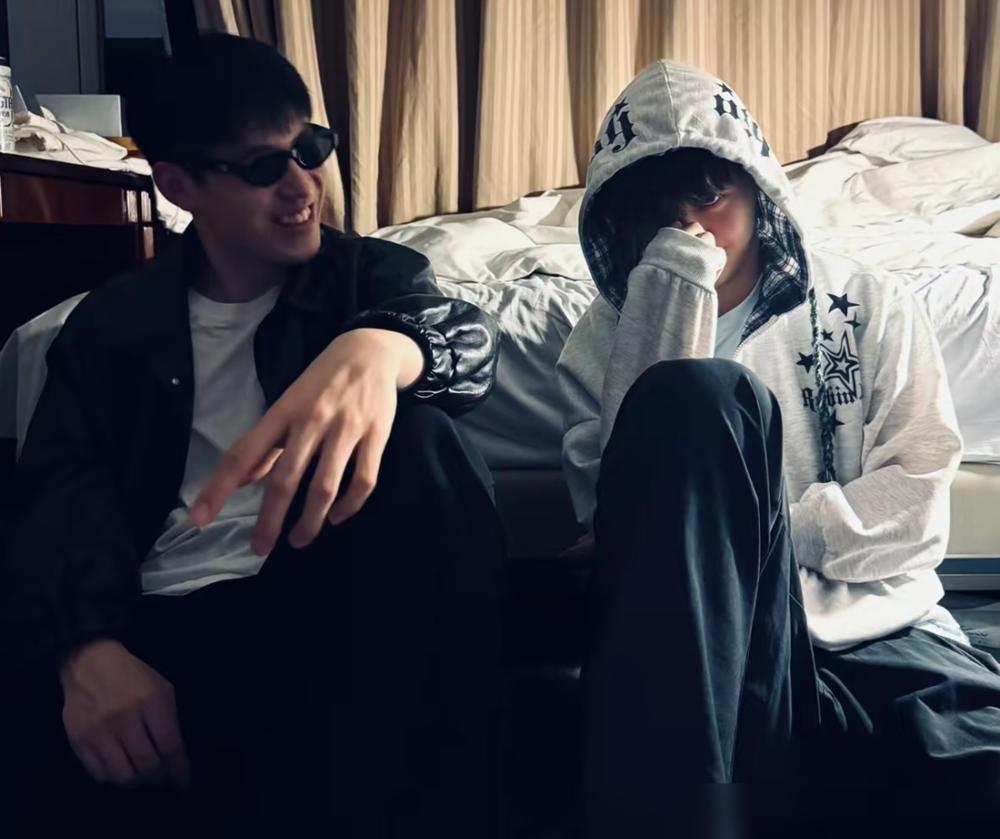 昨晚重庆奥体中心炸锅！19岁186cm国乒外卡帅哥掀翻张本智和，决赛却1-4惜败