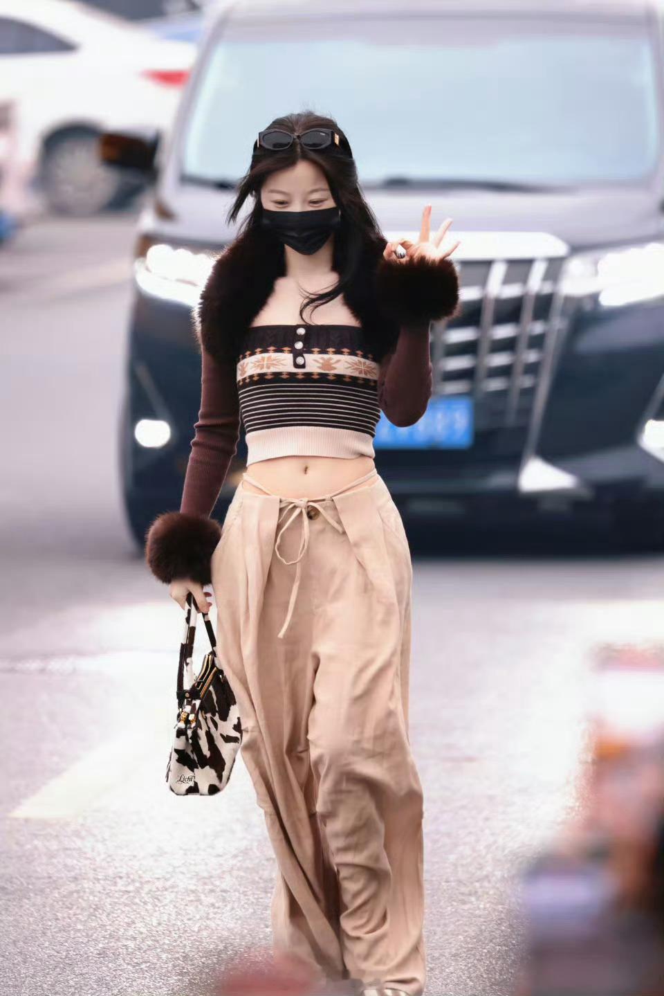 坚持微博打卡，2026年目标打卡365次。1月24日，周六，2026年第24次。