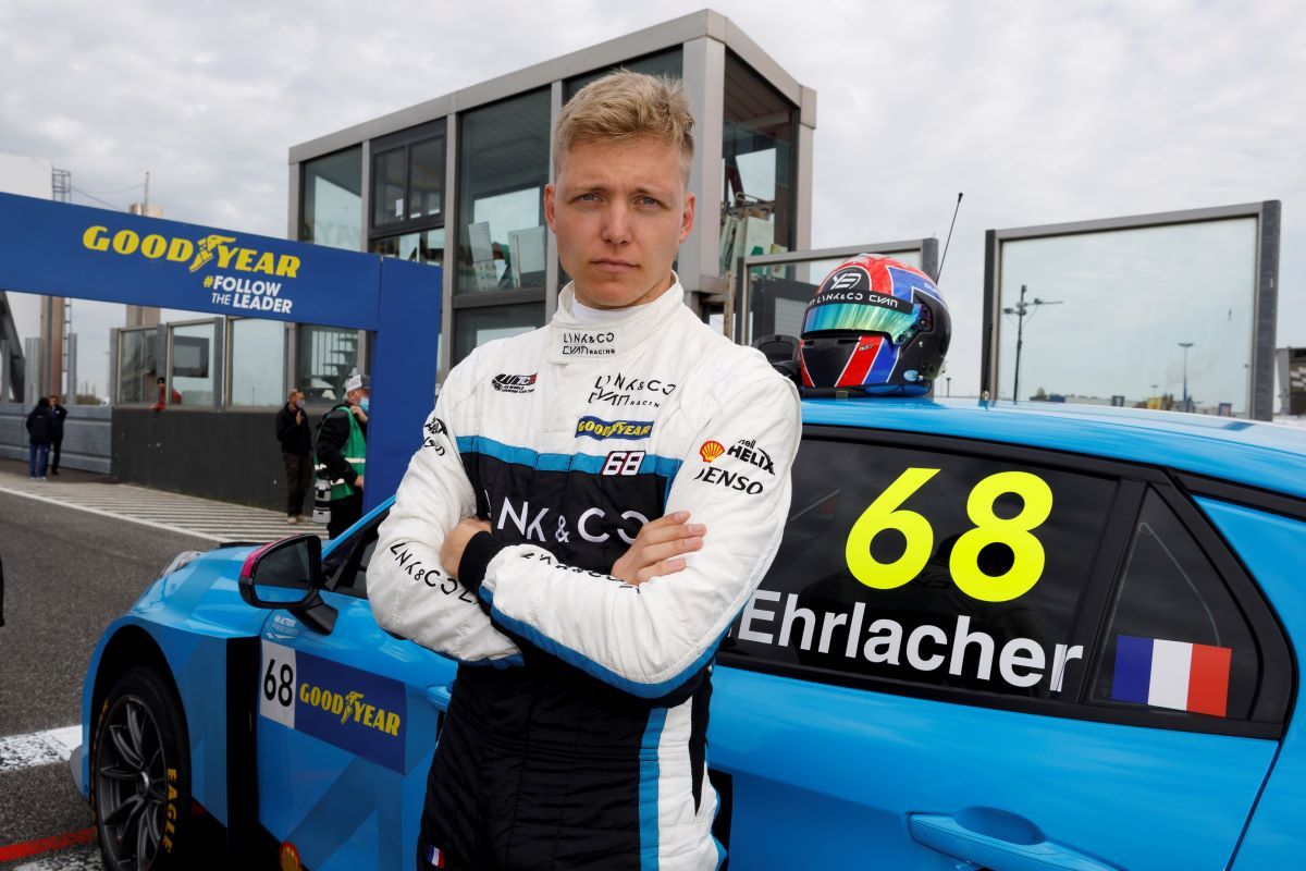 领克车手三届TCR世界冠军扬・埃赫拉舍将驾驶LMP2赛车👀有趣的新消息，今年的