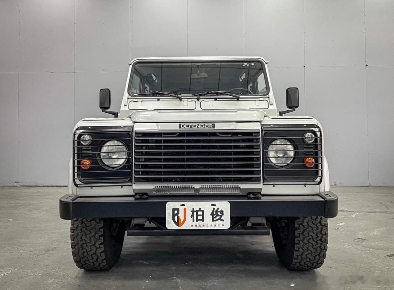 #台湾老车#🇬🇧2005 Land Rover Defender 110D 