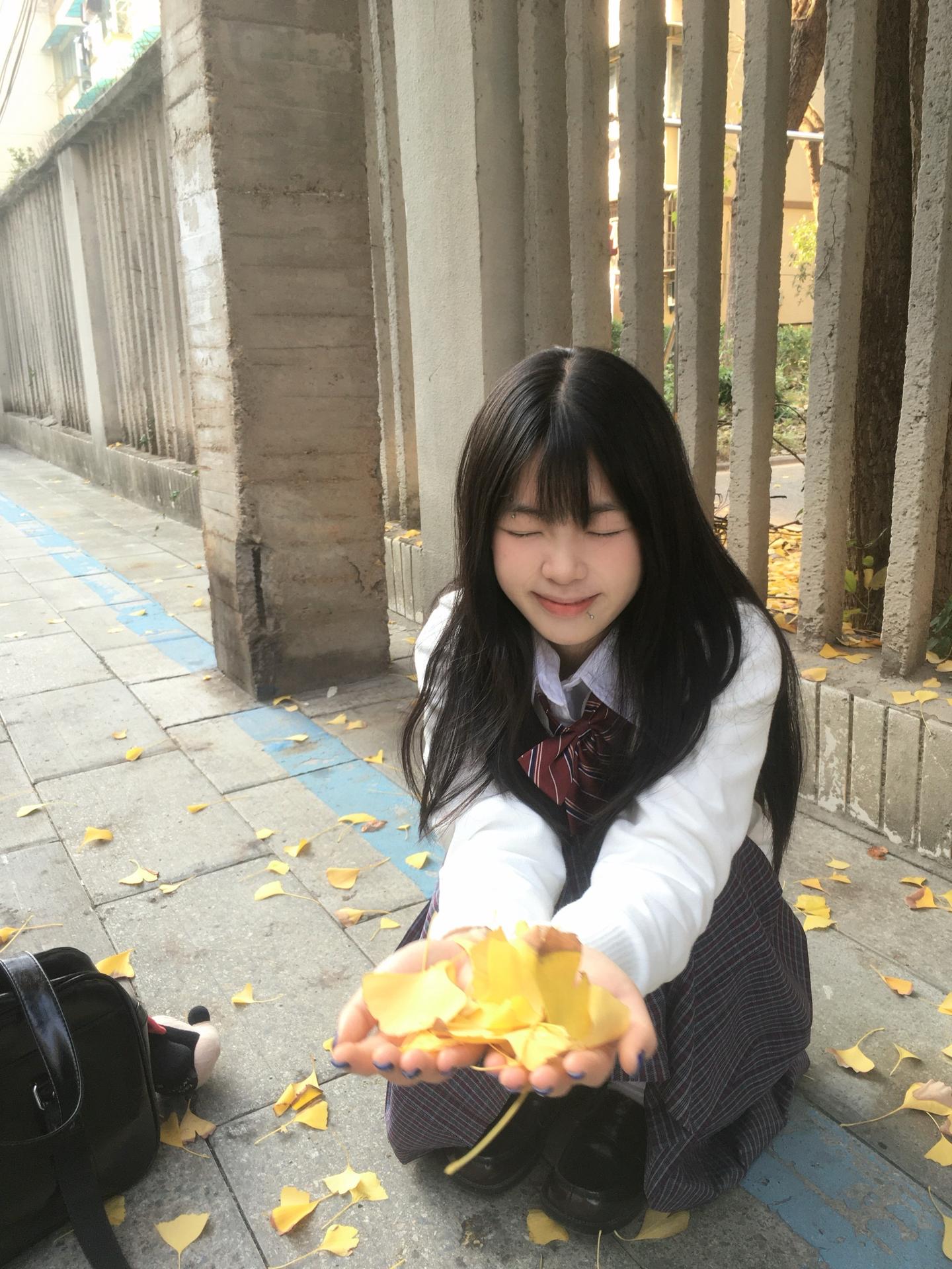 你死啦 你妈咪话要将你两蚊鸡卖俾我喔