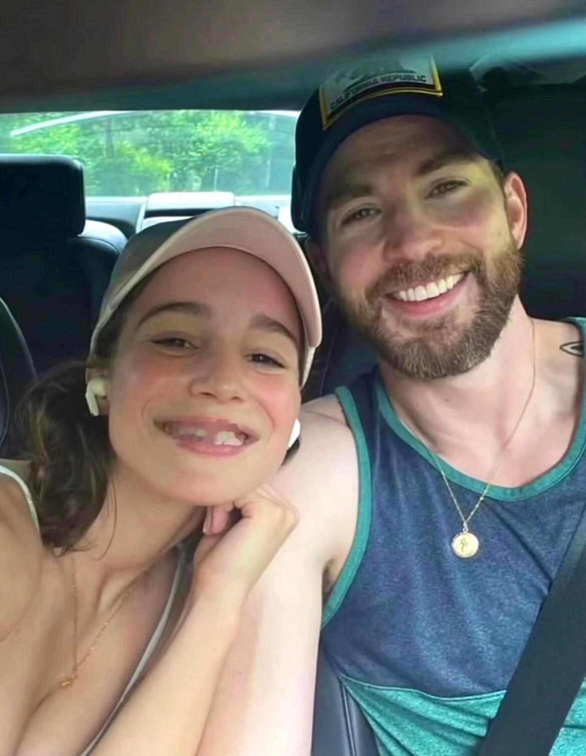 美队当爸爸桃总要当爸爸了❓❗️🥳桃总妻子阿尔芭的父亲（简称芭父）疑似误将粉丝账