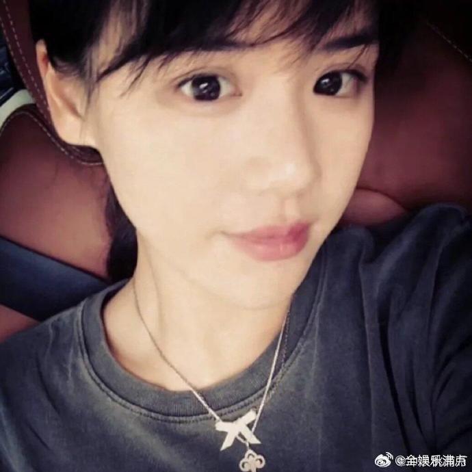 马思纯 古早白月光直接美到失语！满屏青春气息，妥妥的白月光本人啊！ ​​​