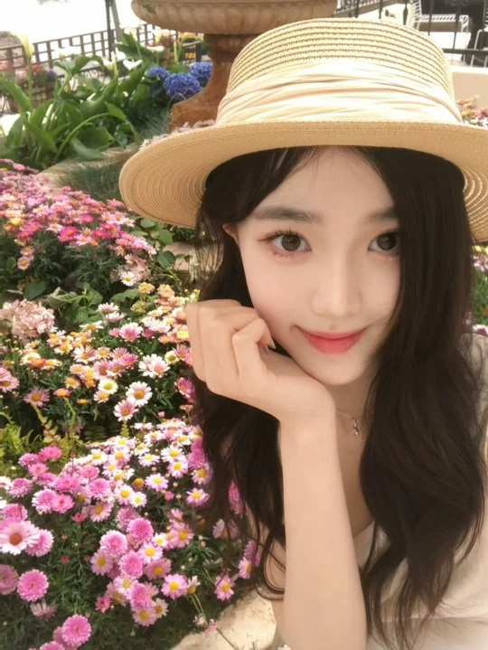 ˖ 🌼⁺春日来信／✉ ⊹˚₊ 古希腊掌管明媚的神