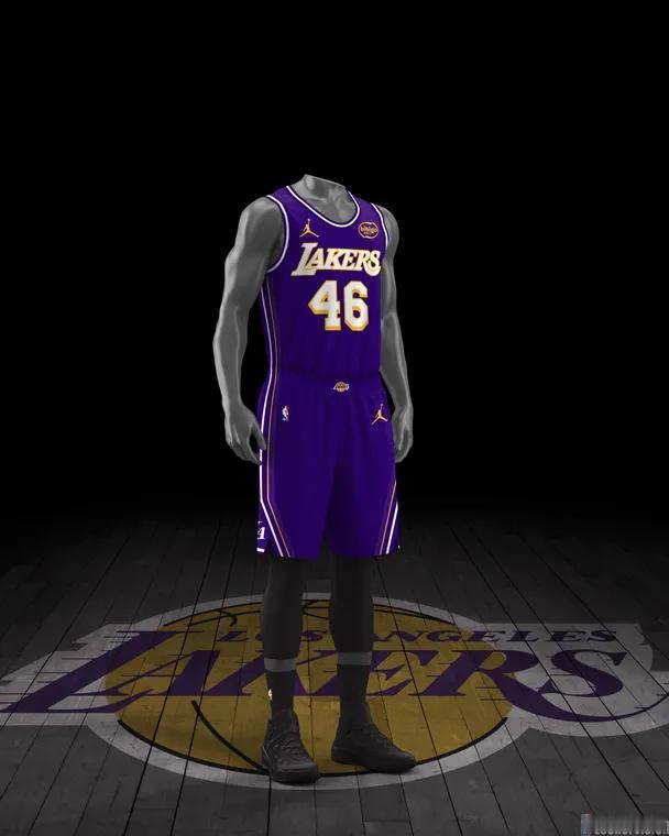 明日湖人客场vs勇士球衣计划，能否结束连败？当前ESPN预测胜率：湖人55.7％