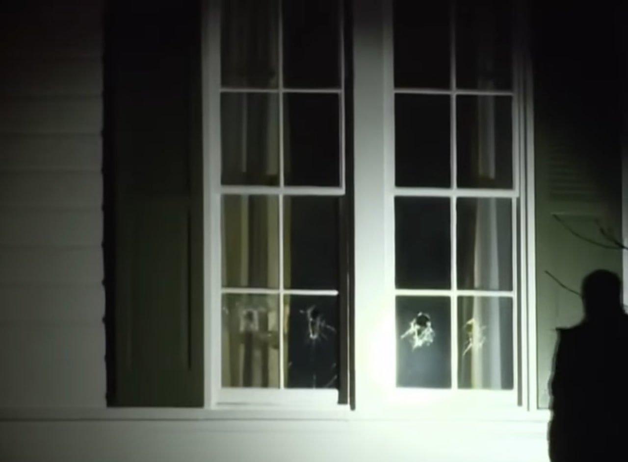 突发新闻——辛辛那提警方与美国特勤局特工于昨夜前往副总统J.D.万斯的住所开展处