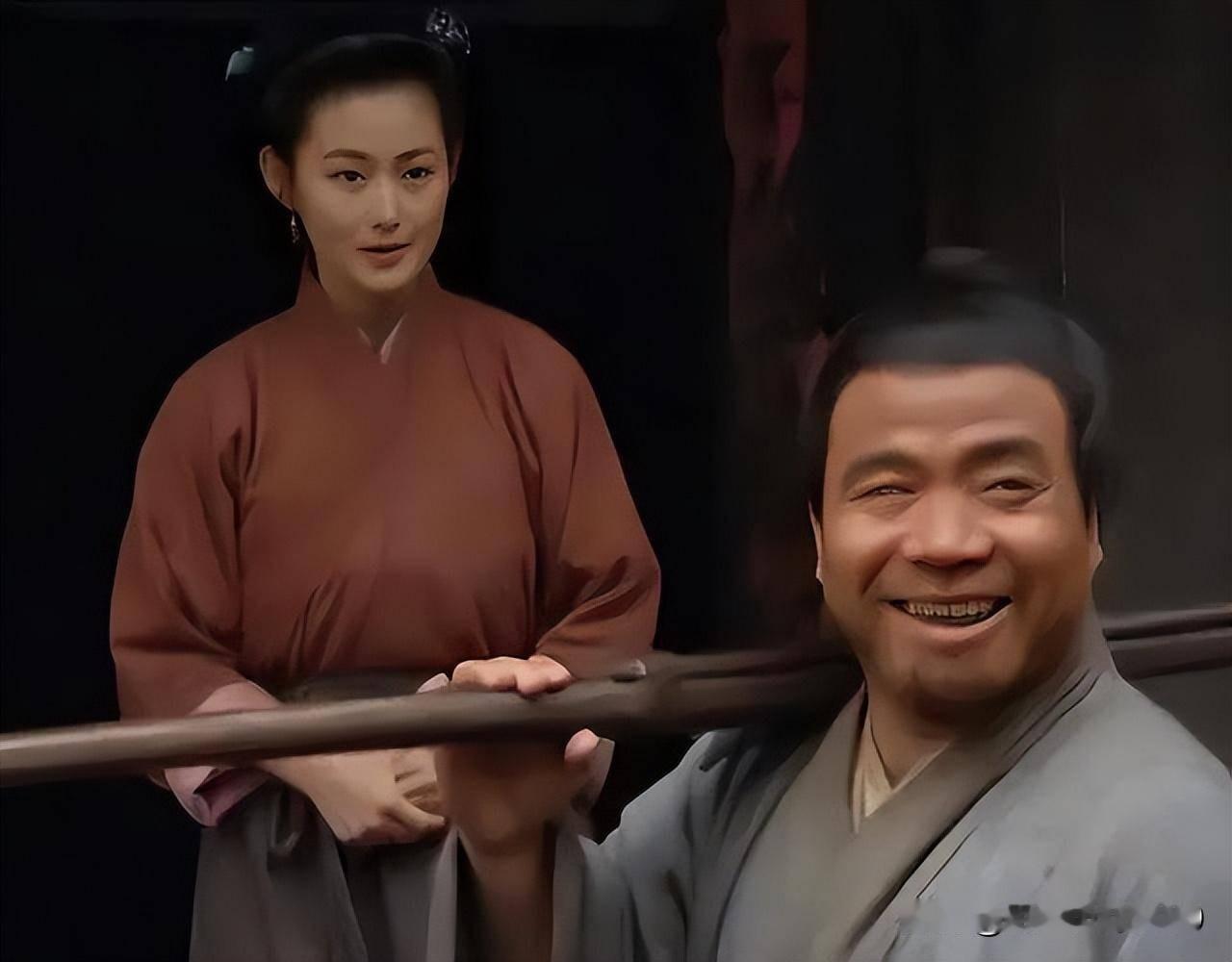 武大郎其实是一个很幸运的男人

在人们的印象中，武大郎是一个命运悲惨的人，不仅个