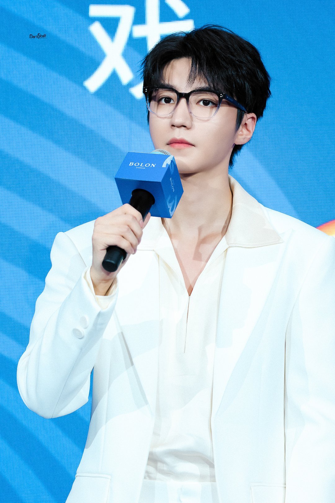 王俊凯的阳澄湖 喜欢一个人就应该让他永远明亮ℐ𝒻 𝓎ℴ𝓊 𝓁𝒾𝓀ℯ 