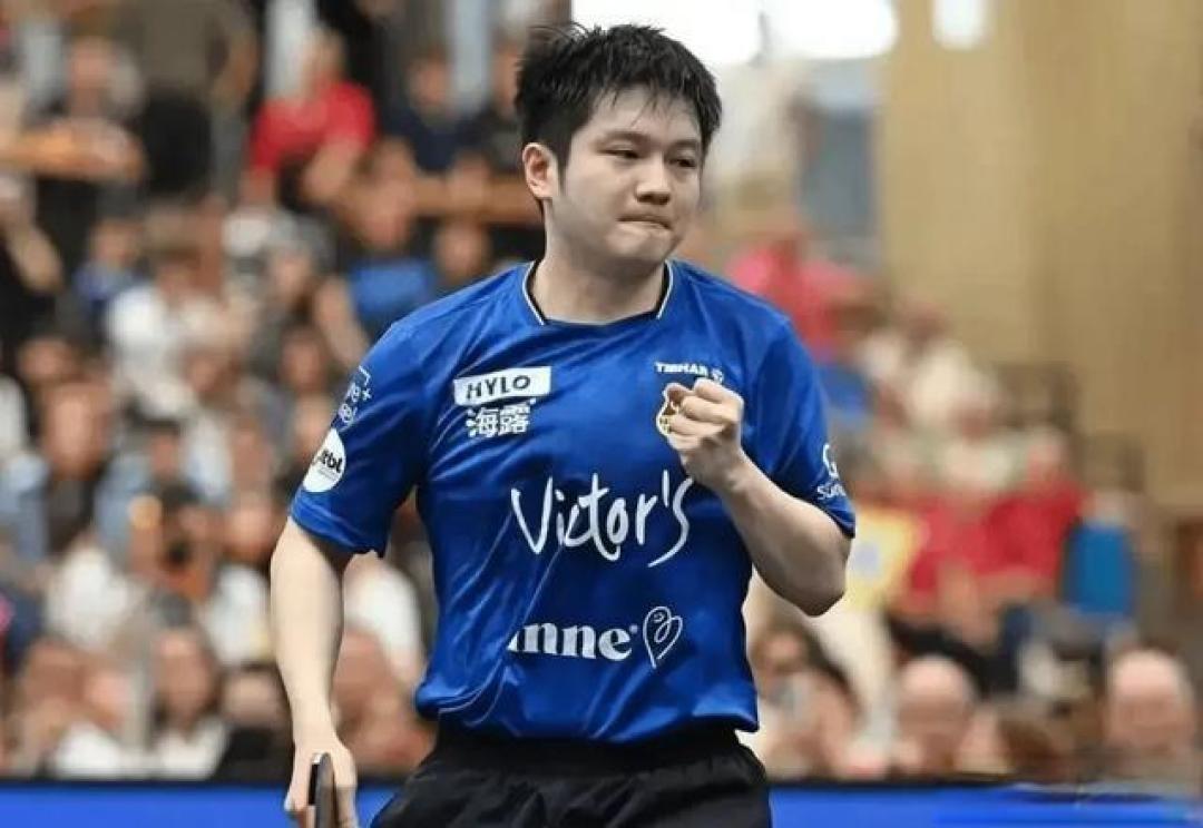 樊振东3:0横扫欧洲冠军，但最可怕的不是比分。
是他主动卸掉了自己的重拳。

对