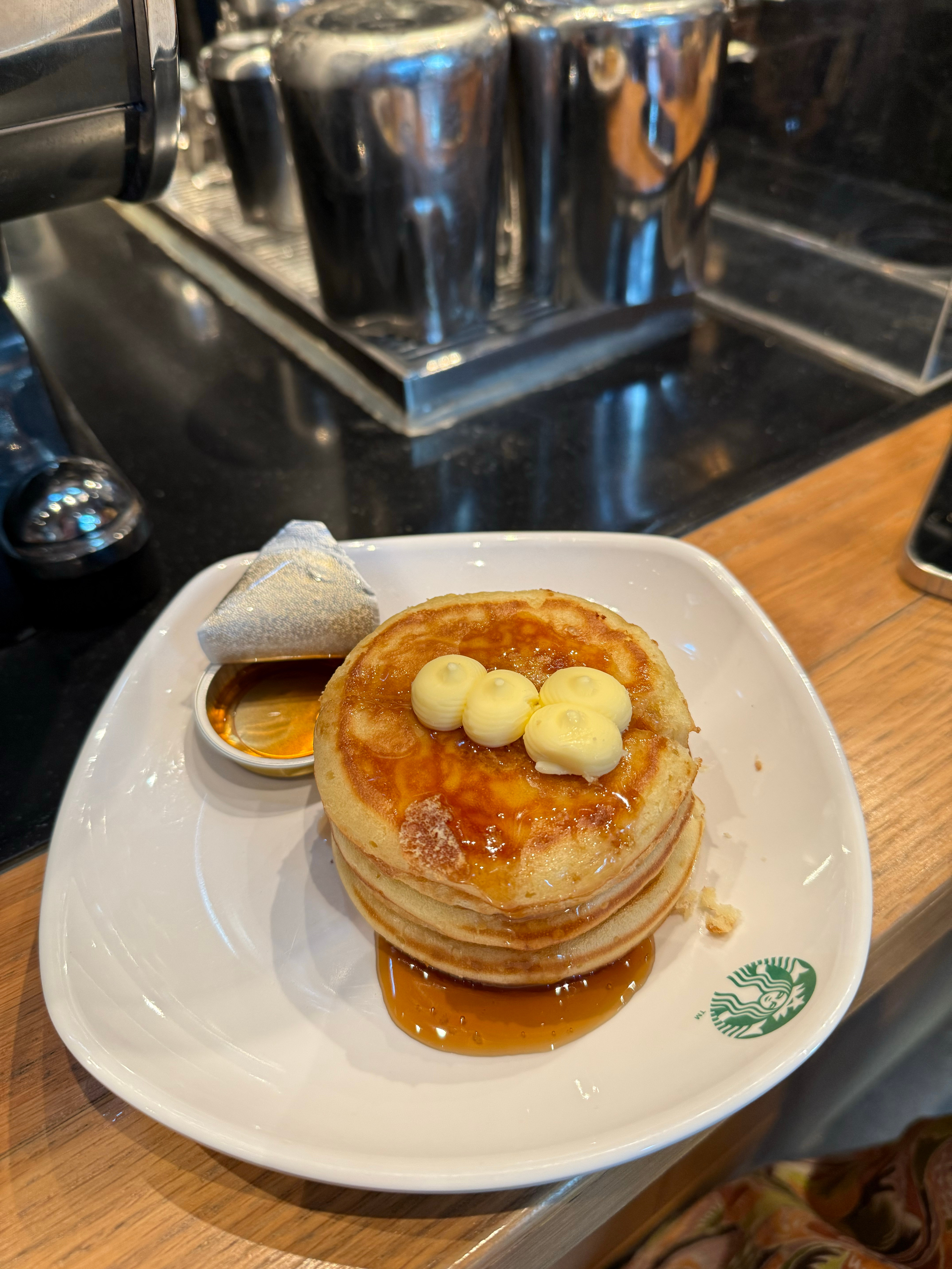 国内的星8克能不能引进这个松饼🥞啊 好吃爆炸 