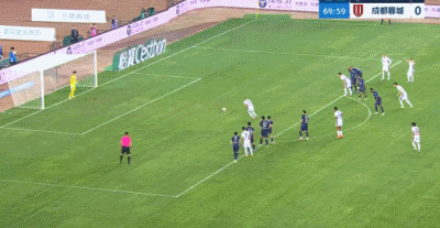 武汉三镇0比1成都蓉城中超联赛第6轮，成都蓉城客场1-0武汉三镇，取得三连胜，胡