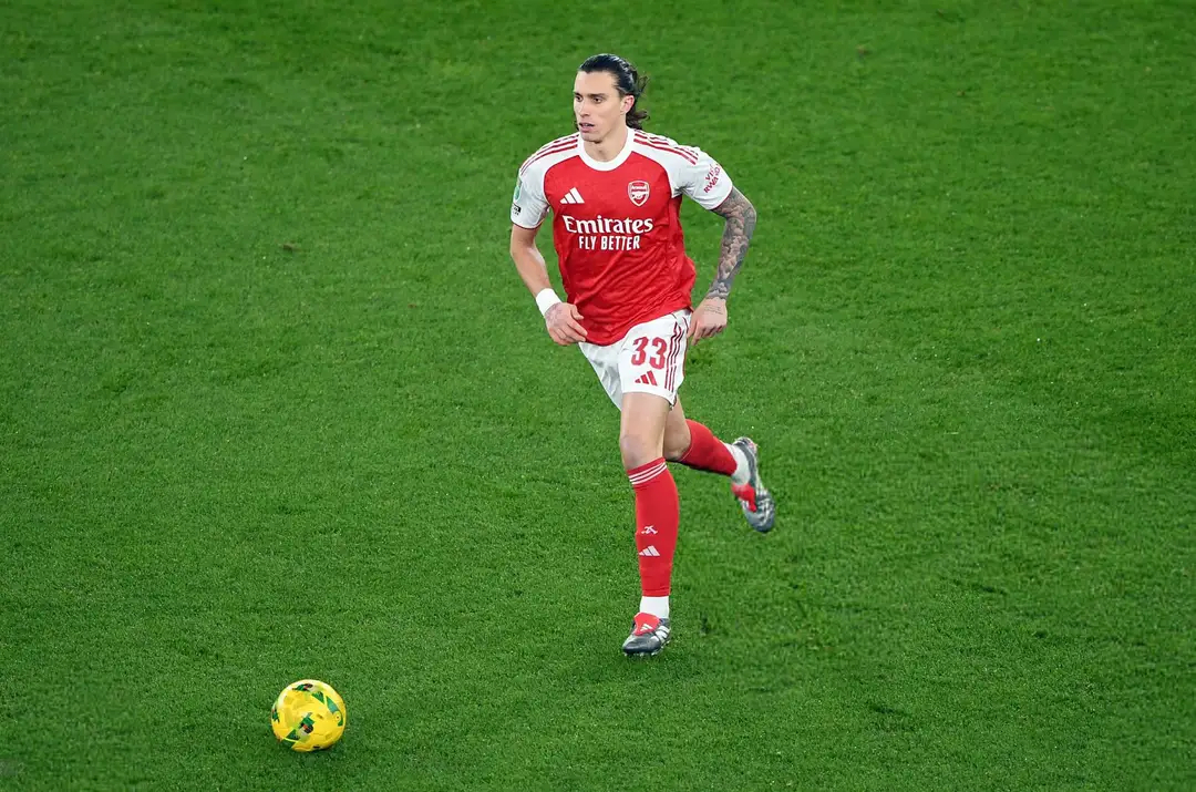 马丁内利超神带不动马杜埃凯，点球大战9-8水晶宫，阿森纳4线争冠赛季初表现不俗，