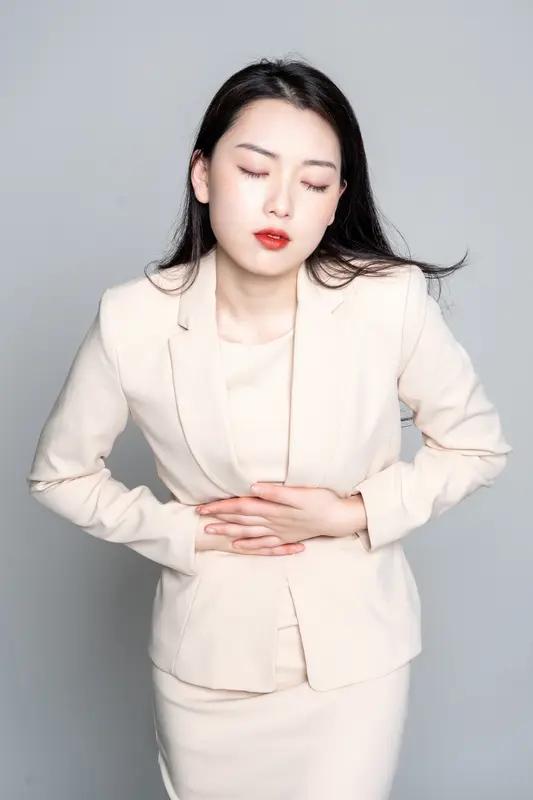 阑尾炎会不会导致胃酸，还真有点门道。阑尾炎发作时，炎症刺激可能会影响胃肠道的正常