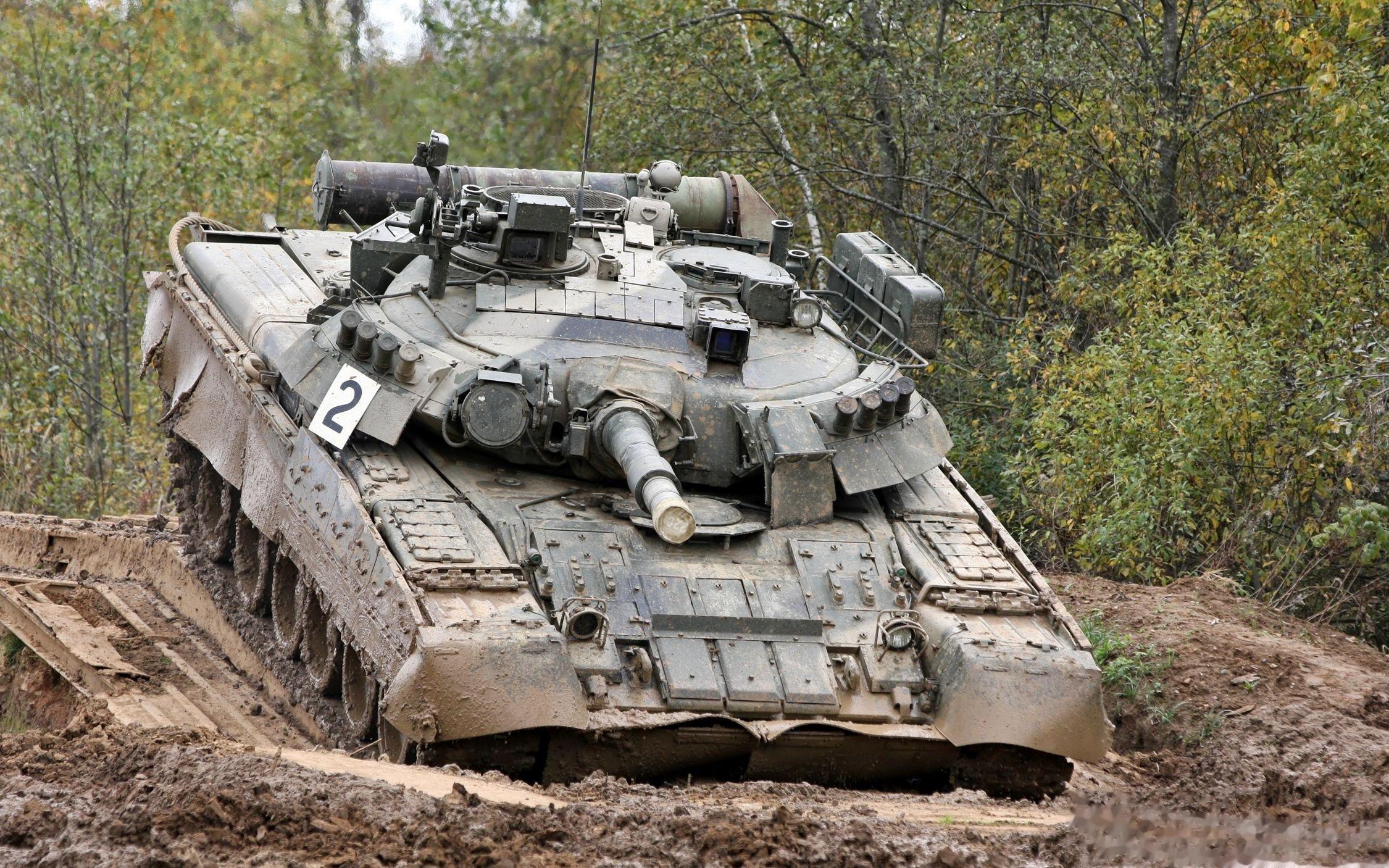 《华尔街日报》的消息，俄罗斯先后向白俄罗斯、巴基斯坦、埃及和巴西发出要求，希望对