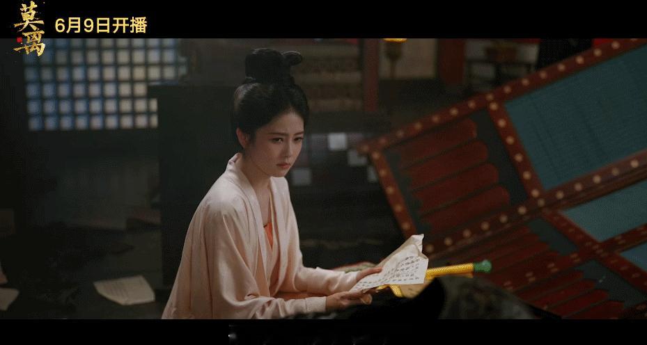  反复回看这段MV，叶璃和墨修尧太难了，左右为难，真的不知该先扶起哪一个！白鹿丞