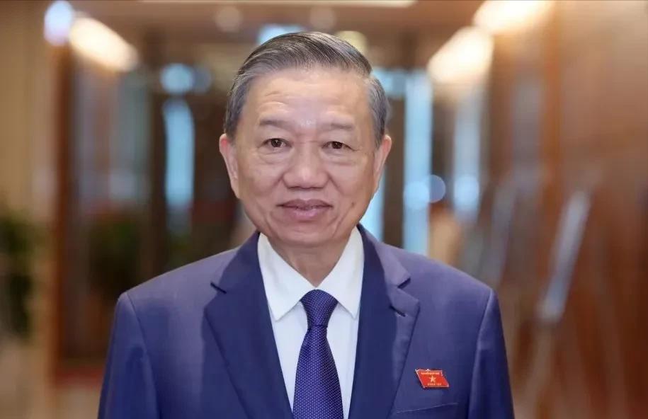 越南铁路最新消息！
 
这事儿看起来不光是越南自己在搞事情，更像是整个地区交通格