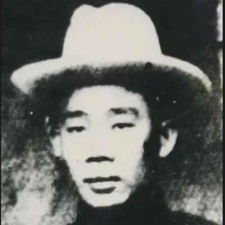 本想着收个二十万大洋就卸甲归田，拿着钱到上海、武汉享福。殊不知这是上司为他精心设