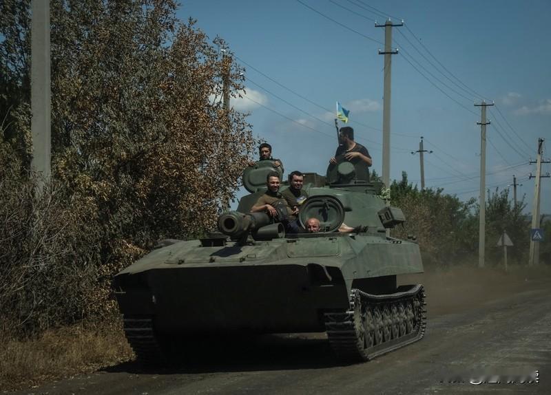 地缘政治成了真人秀，乌克兰竟用特朗普命名争议领土！

自2022年冲突爆发，顿巴