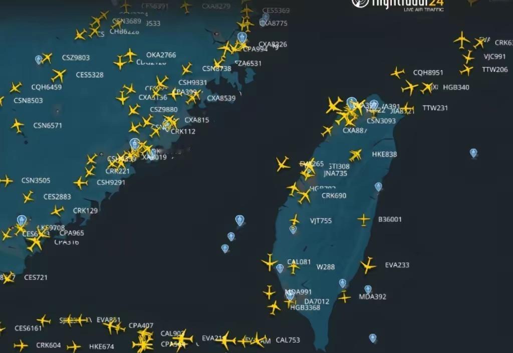 摊牌了！
​​中方防空识别区划界全线前移，解放军首次在台岛东侧锁定美军战略轰炸机