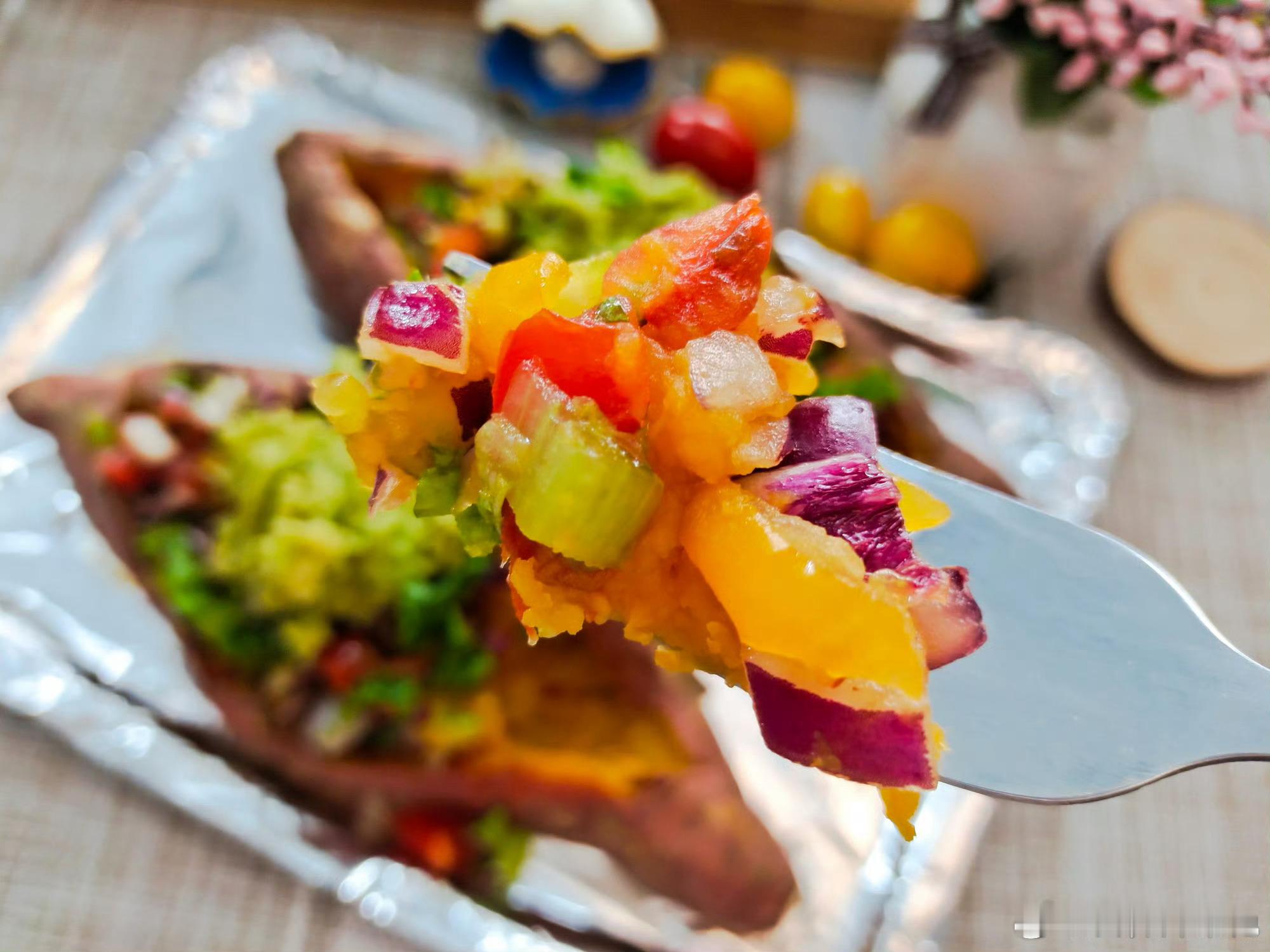 早ﾉ☀烤红薯🍠沙拉🥗！五彩缤纷的口感！#早安# [微风] ​​​