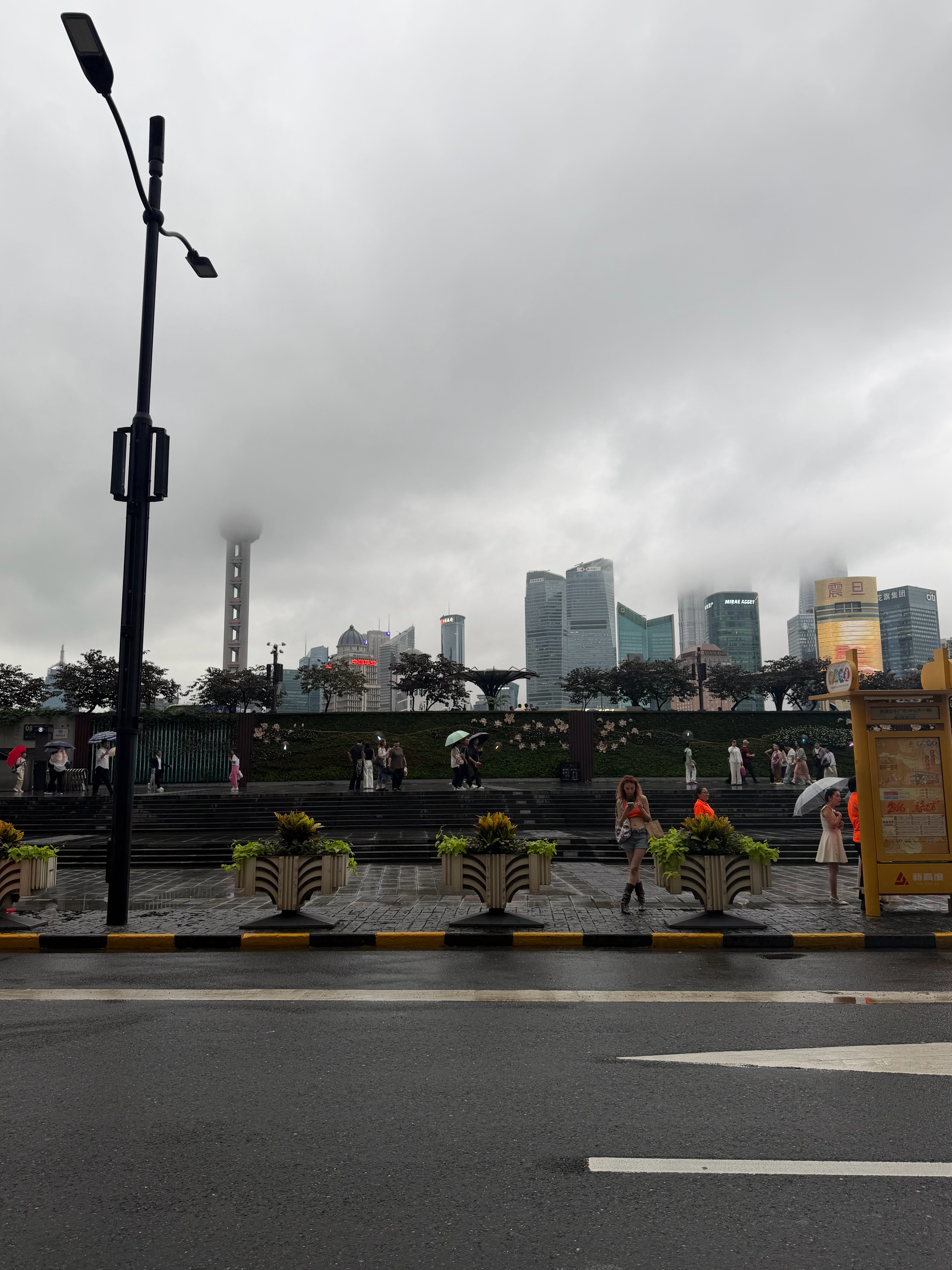 每天都是雨雨雨雨雨雨雨 