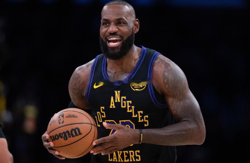 近日，前NBA球员丹尼.格林在播客节目中谈及詹姆斯与奥尼尔在骑士时期的不同领导风