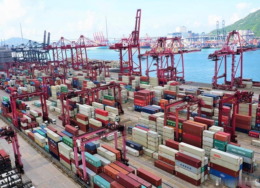 【明年香港出口料增8%至9% AI产品需求持续】香港贸发局公布今年第四季出口信心