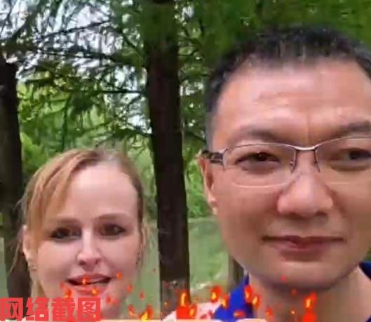 河南按摩店有初中文凭小伙娶到美国女博士，让一段缘分成为佳话，成为他人羡慕的榜样。