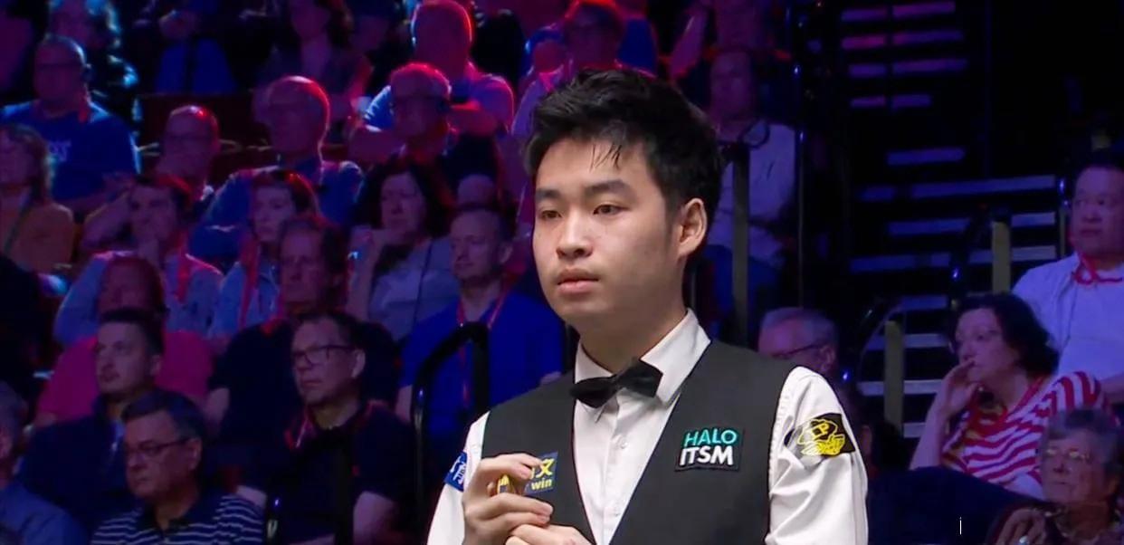 2025斯诺克国际锦标赛16强决出8个席位，赵心童、斯佳辉和吴宜泽晋级

晋级1