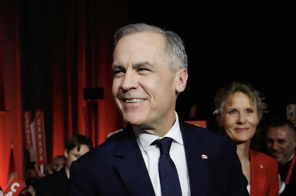 特朗普对世界是有贡献的，他最大的贡献就是直接撕开了美国虚构的所谓西方价值观的华丽