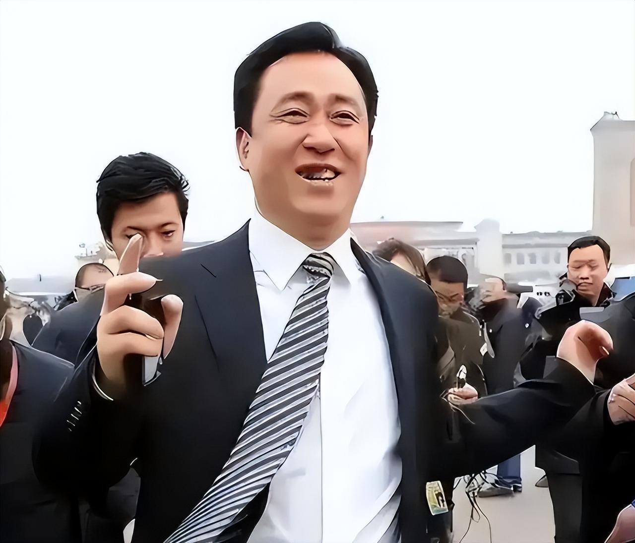 执掌恒大 27 年：许家印与恒大集团的兴衰始末
 
2010年3月1日，广州一家