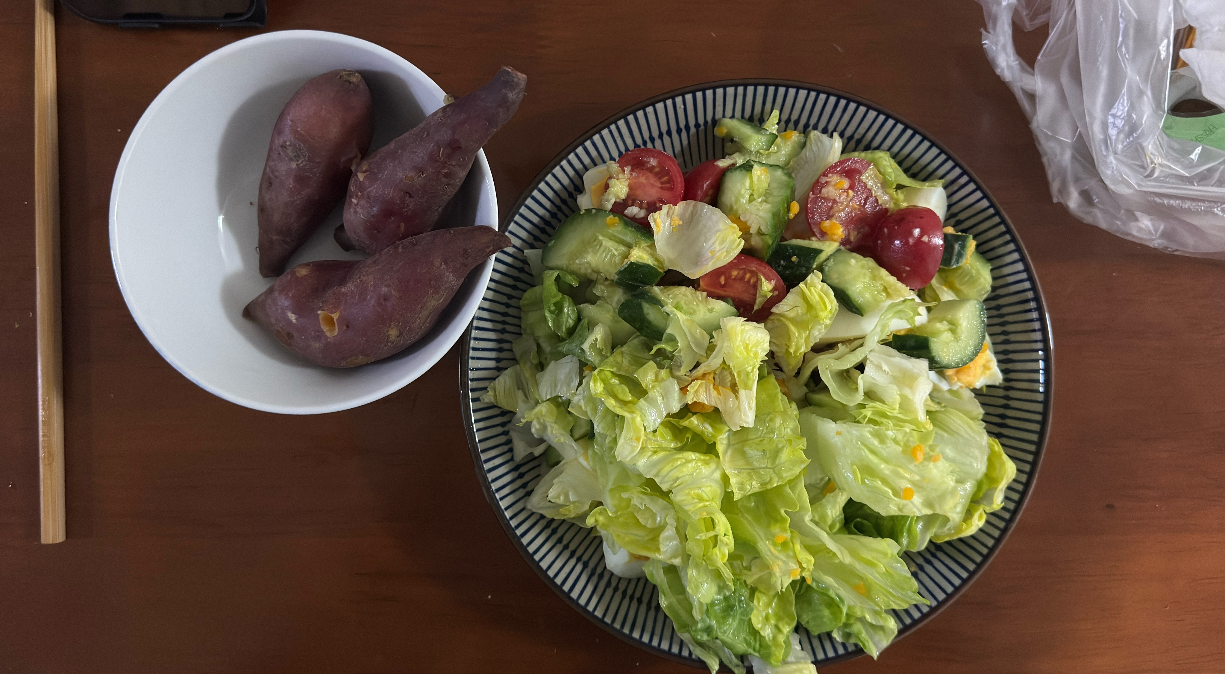 晚饭吃的啥？红薯🍠青菜🥬鸡蛋🥚西红柿🍅说好减脂的来打卡了，第2️⃣5️⃣