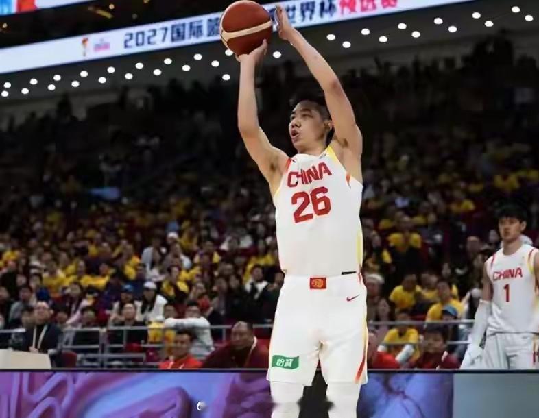 不打了！男篮二番战12人名单出炉，郭士强拒变阵赵睿伤退男篮世预赛中韩二番战12人