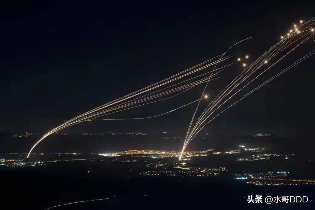 面对以色列的攻击，黎巴嫩是被动还击还是主动求战？
·
自2026年3月2日硝烟再