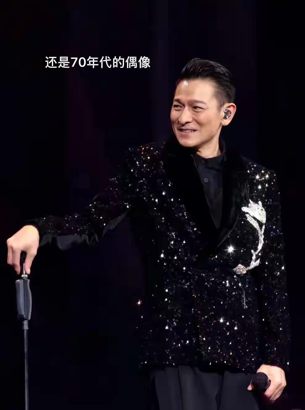 刘德华今晚估计都睡不好了，
他翻来覆去想不明白啊，
明明早在10天以前，也就是9