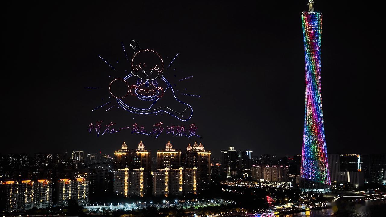 庆生也要拼出仪式感和孙颖莎拼在一起 仪式感不是表演，是用心！悄悄筹备的无人机秀和