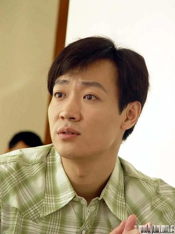 辛柏青出席发布会，被问及朱媛媛，他说，你说的这个话题，是关于人生的这个话题，我一