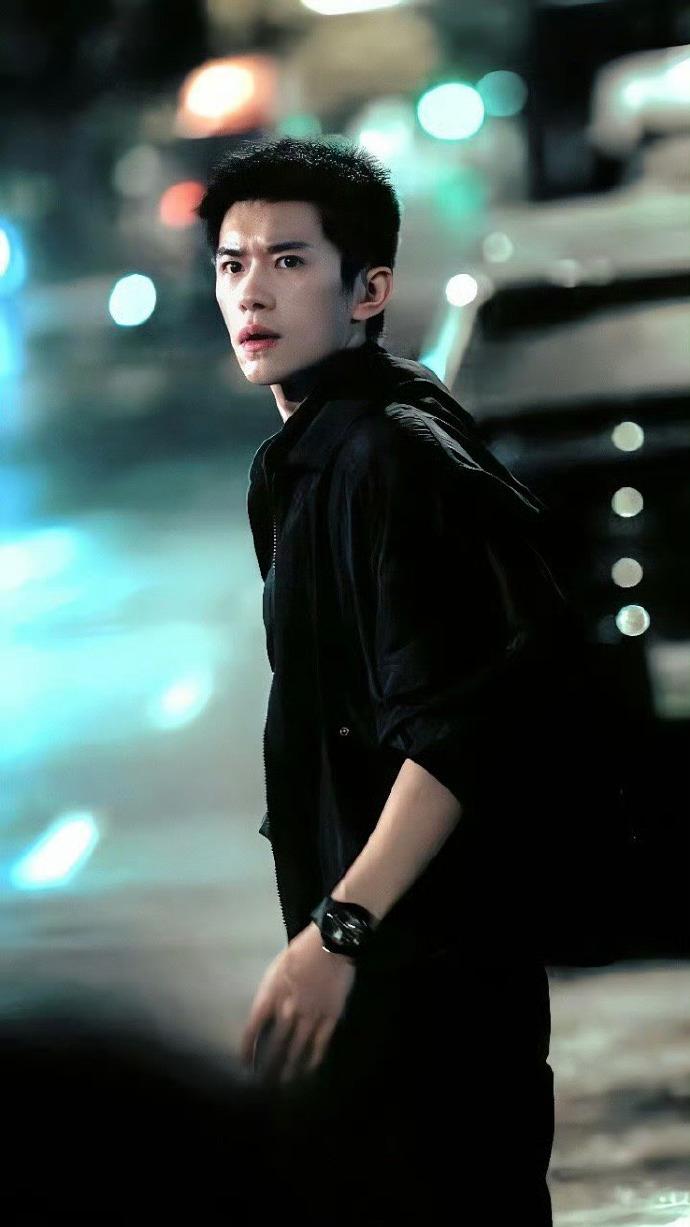 易烊千玺想要，易烊千玺得到，十年前许下的愿望终于实现了！

十年前采访中易烊千玺