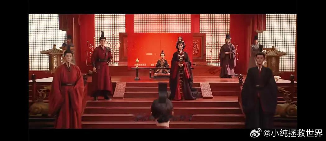 嫁金钗和翘楚同一个导演嫁金钗和翘楚的导演都是杨龙宝藏导演杨龙，嫁金钗和翘楚两部剧