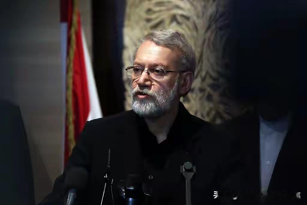 以色列官员称，3月16日夜间至17日凌晨，以军对伊朗境内发动空袭，目标为伊朗最高