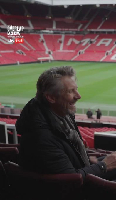 范德萨在The Overlap节目谈及与埃德·伍德沃德交谈后几乎加盟曼联“是的，