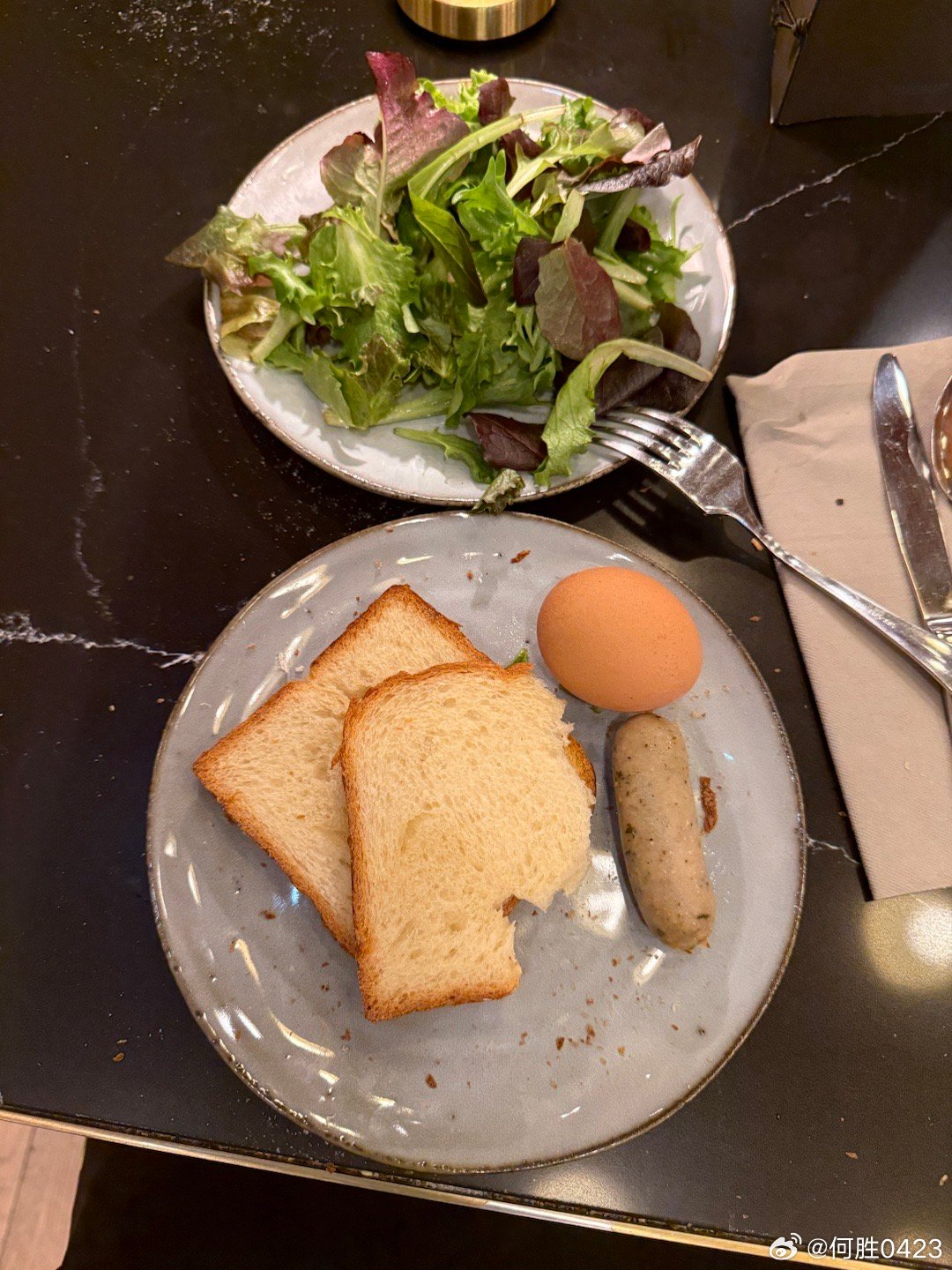 每天的早餐就是这样，但我依然觉得是一天中最好吃的一顿饭 法国