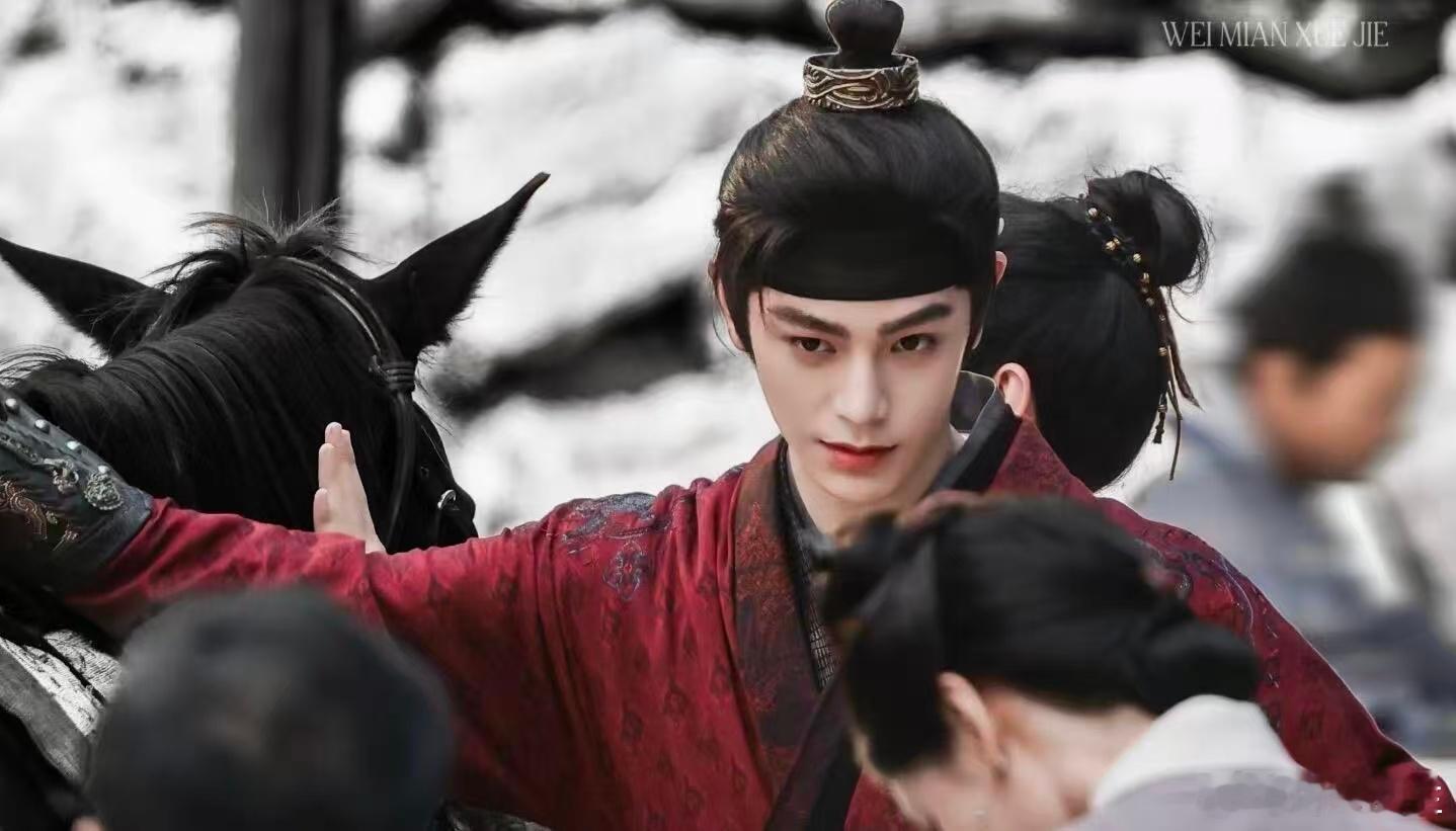 丁禹兮邓恩熙新剧从利益到真心 二搭默契十足！看赵凌护傅庭芸逃亡，利益结盟藏真心！