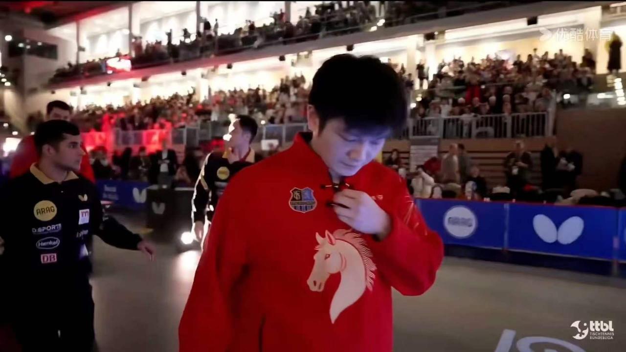 樊振东率领的萨尔布吕肯俱乐部预祝大家马年新年快乐🎉🎊🎊
这波福利你接住了吗