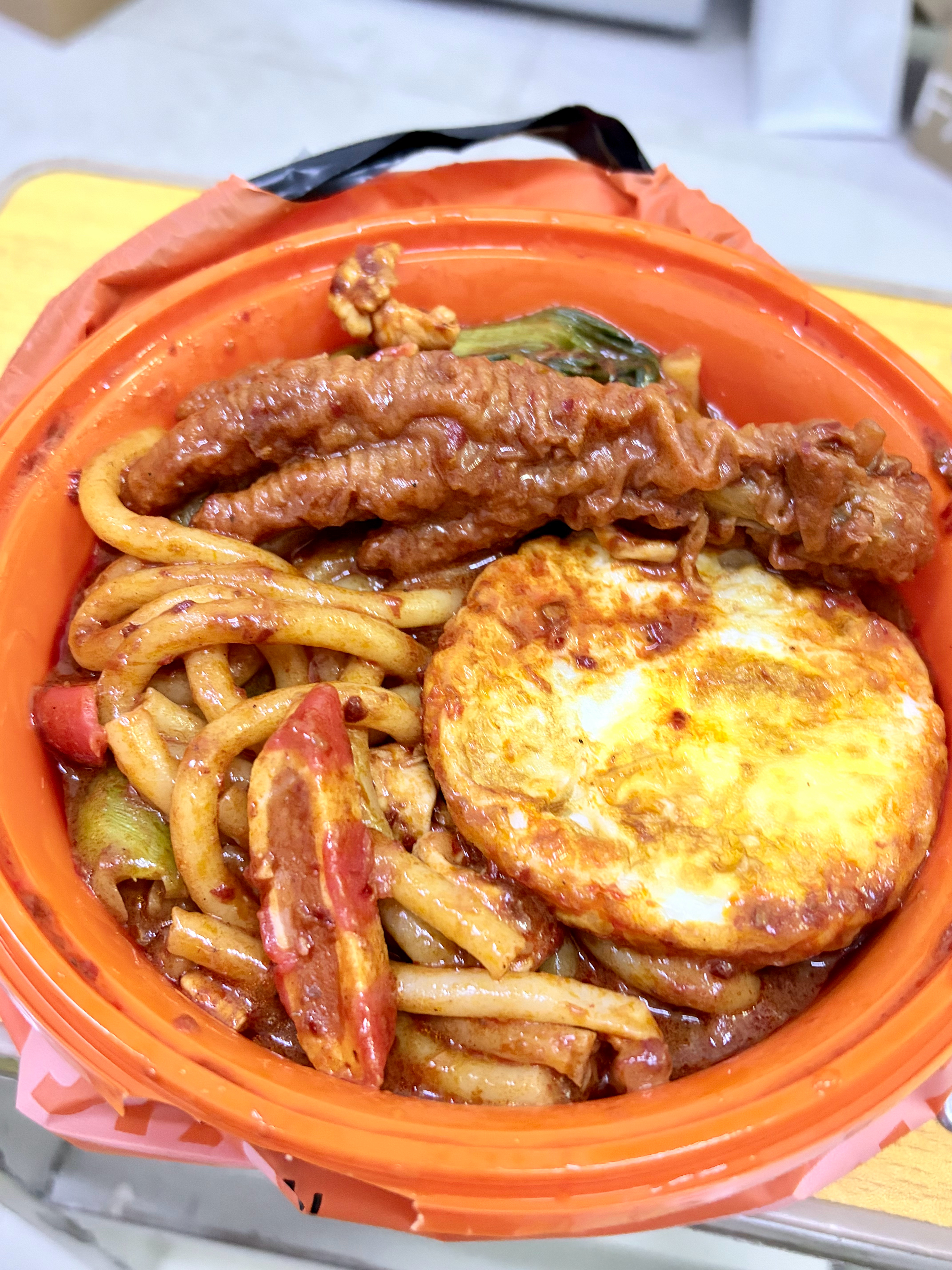 金冬天可以向我学习一下拍食物 