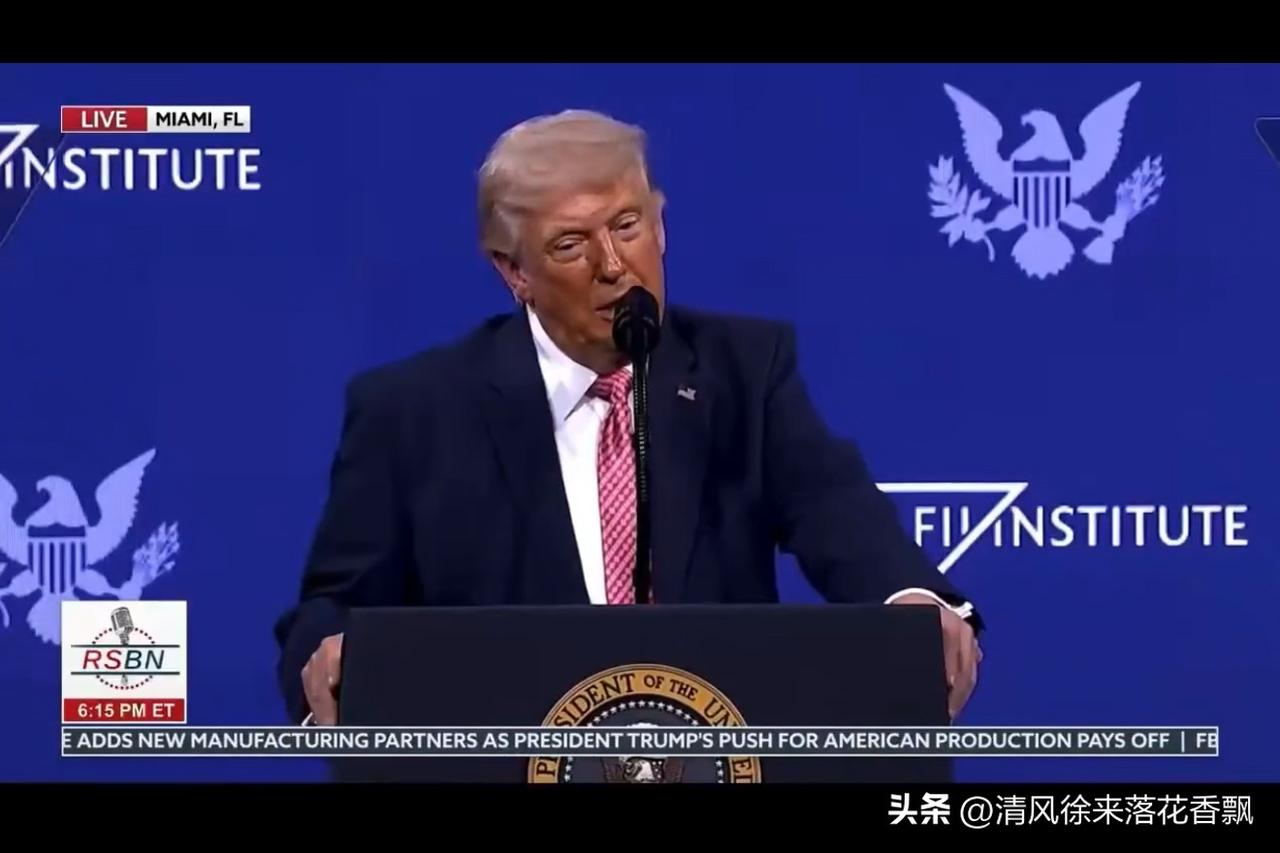 特朗普当着镜头聊起了沙特阿拉伯王储穆罕默德·本·萨勒曼：
“他没想到自己会拍我马